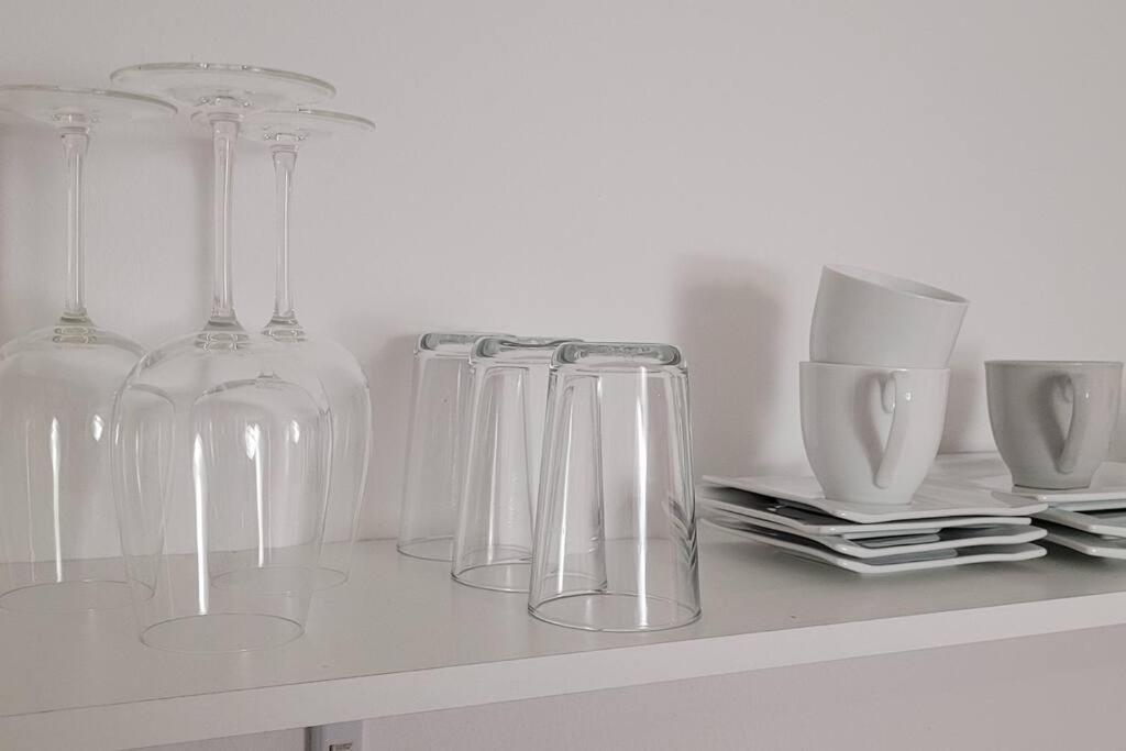 Villa Blanca, W-Lan, Office レバークーゼン エクステリア 写真